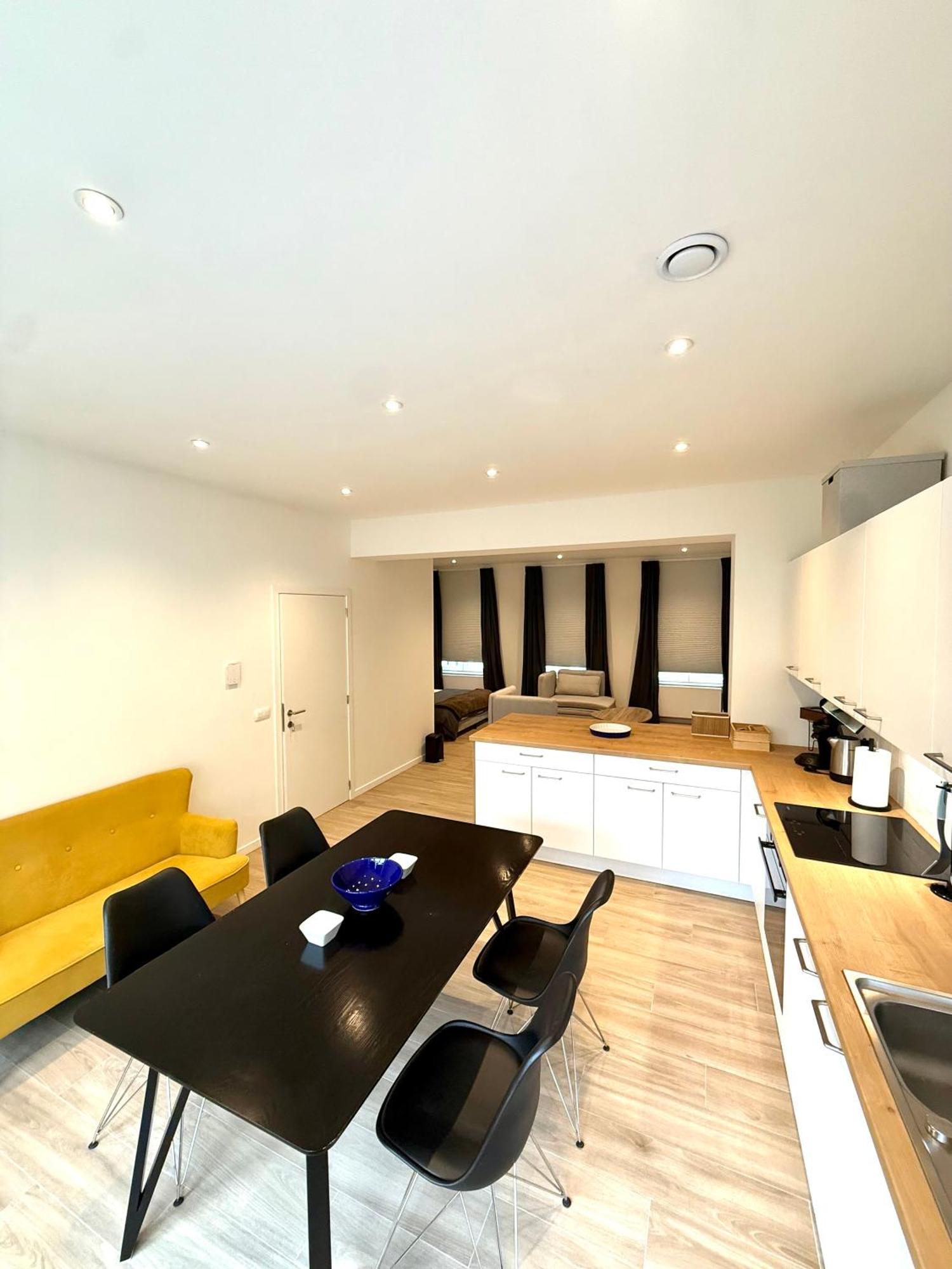 The Gallery Saint-Gilles — Photos 1
